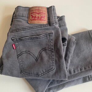 Levi's Women's Wedgie Straight Jeans, Gray, Size 6/28